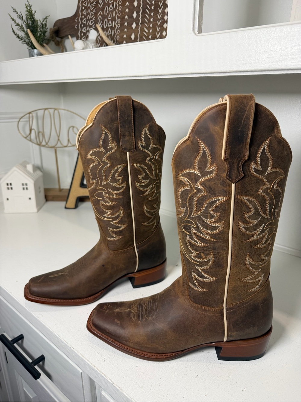 Shyanne Womens 7M Brown Leather Square Toe Cowboy Boots Western Embroidered